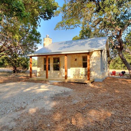Cabins At Flite Acres - Texas Sage Wimberley Exterior photo